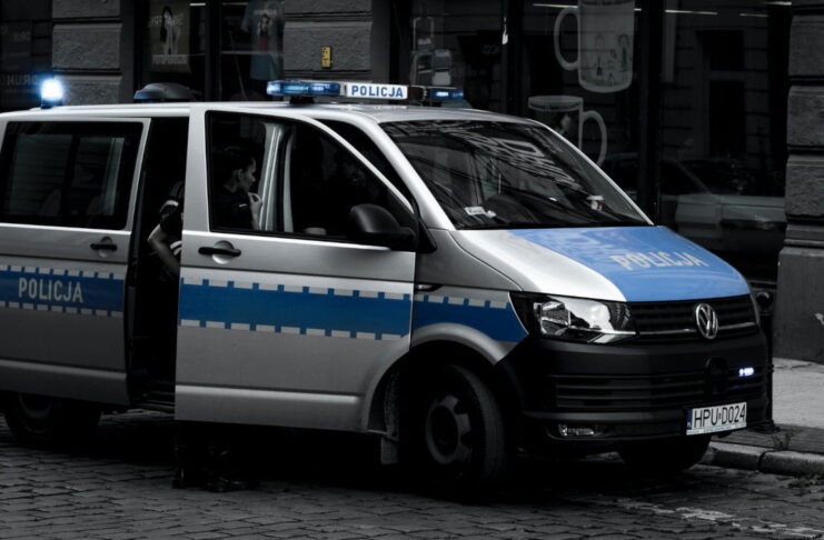 Pierwszy weekend wakacji na zielonogórskich drogach: 2 wypadki, 25 kolizji, brawurowa jazda i pijani kierowcy