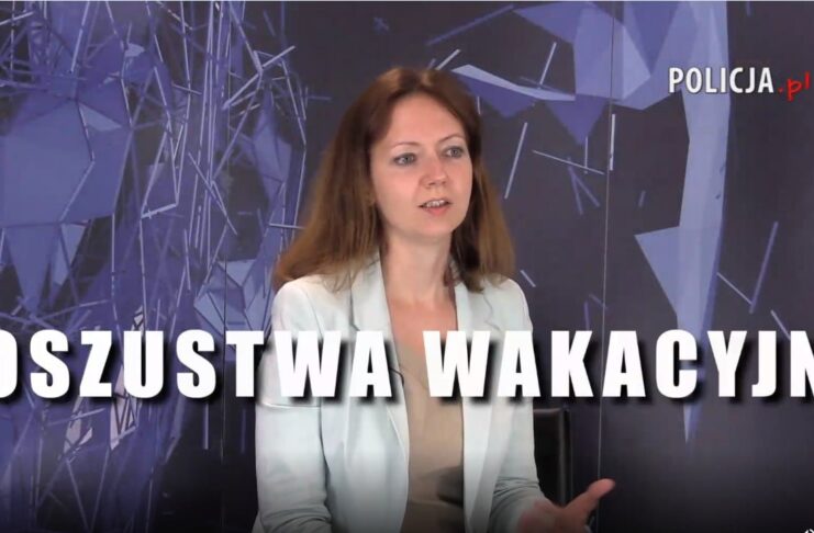 Oszustwa wakacyjne. Jak się przed nimi chronić?