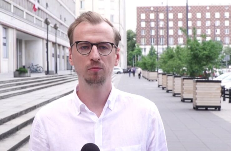 Życie bez pensji. Koronawirus może zwiększyć świadomość finansową Polaków. Większość nie jest przygotowana na kolejny kryzys