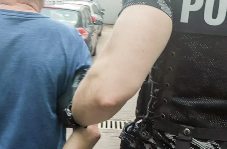 Okradł nowożeńców z prezentów. Z domu zabrał również biżuterię