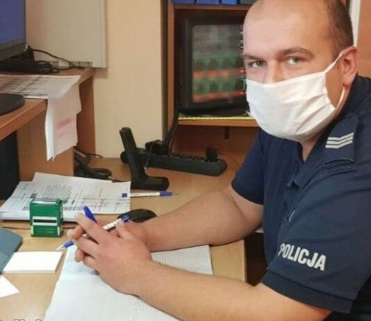 Policjant zatrzymał dwóch złodziei po pracy, podczas spaceru z psem Damian Musiał