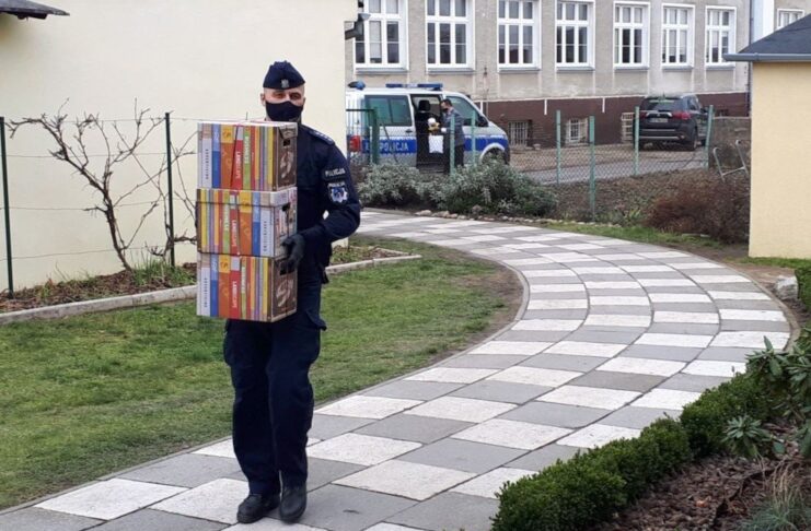 Paczki dla dzieci z domów dziecka w powiecie wschowskim