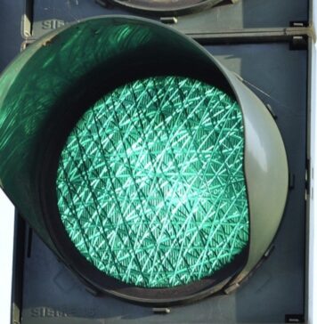 Kunowice: Nowa sygnalizacja typu ALL RED. Co to i dlaczego ciągle świeci się czerwone? Sygnalizacja świetlna