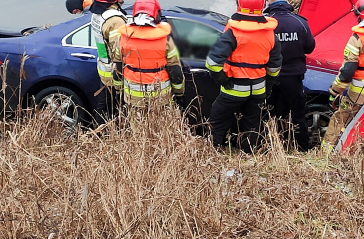 Honda wjechała do Warty. W środku znaleziono ciało Honda wjechała do Warty w Gorzowie Wielkopolskim