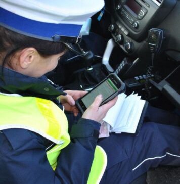 Patrol policji. Mandat