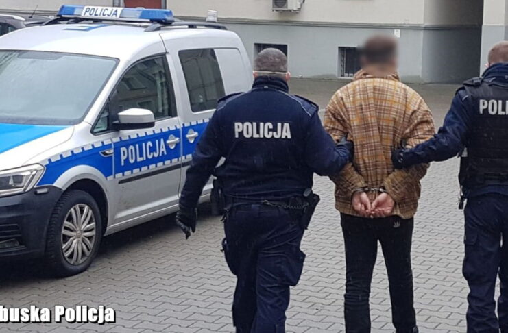 Włamali się do pustego domu i mieszkali w nim 4 miesiące