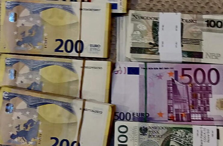 Wysadzali bankomaty. Zrabowali 1,5 mln zł w gotówce Zrabowana gotówka