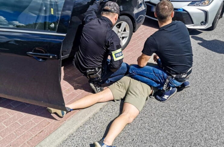 Tytoń bez akcyzy przechwycony przez policję. Kryminalni zabezpieczyli ponad 100 kg towaru Zatrzymanie w Międzyrzeczu