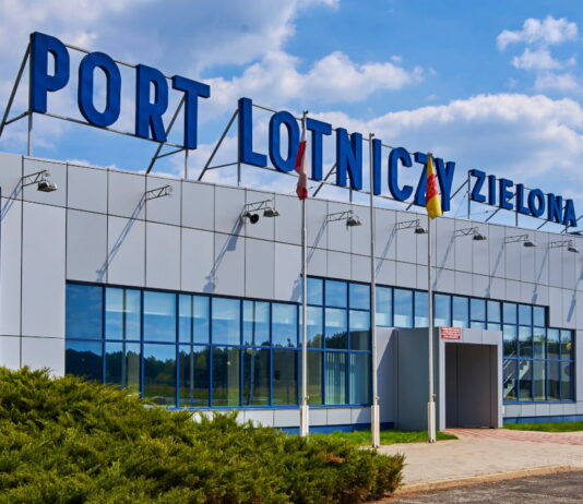 Port Lotniczy Zielona Góra-Babimost