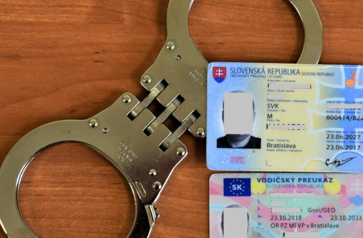Podrobione słowackie dokumenty