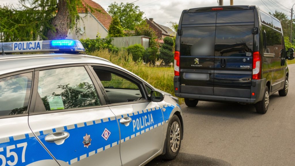 Skradziony na terenie Niemiec Peugeot zatrzymany po pościgu w Radnicy