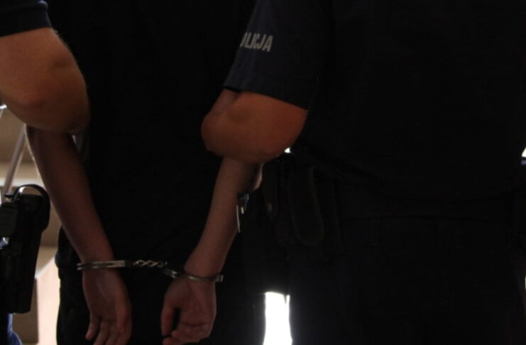 Lubsko: Atak nożownika. 23-latek zadał ofierze cios nożem w brzuch Areszt dla nożownika z Lubska