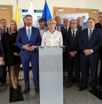 Konferencja prasowa po wniosku o odwołanie marszałek Polak z funkcji