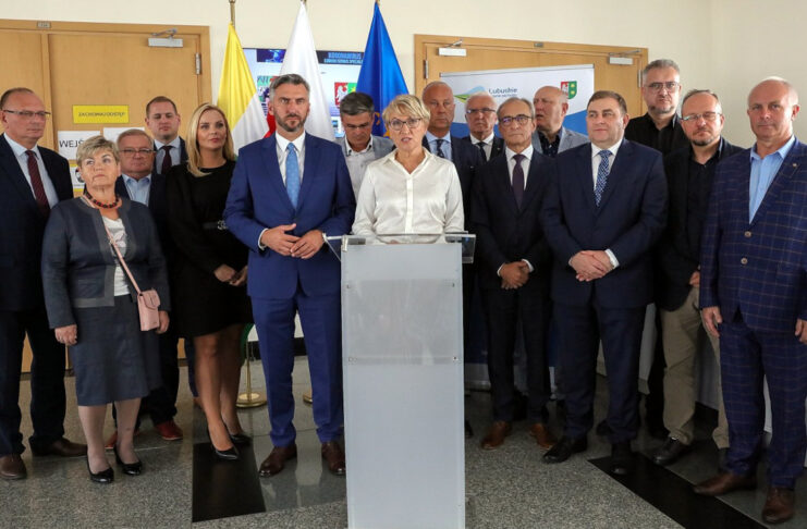 Wniosek o odwołanie marszałek. Trzęsienie ziemi czy burza w szklance wody? Konferencja prasowa po wniosku o odwołanie marszałek Polak z funkcji