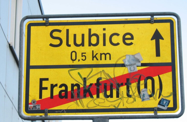 Słubice, tablica po niemieckiej stronie