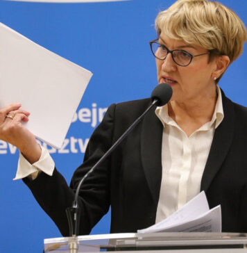 Odwołanie marszałek nie udało się PiS. Przegrali 7:22. Polak zostaje na stanowisku Marszałek Elżbieta Anna Polak