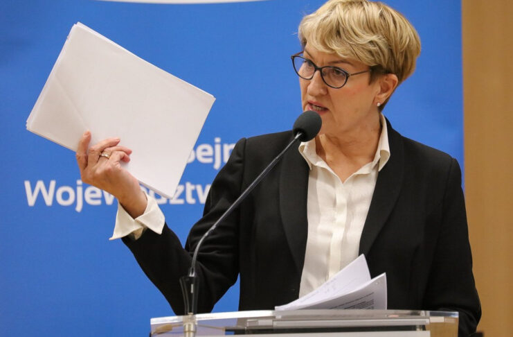 Odwołanie marszałek nie udało się PiS. Przegrali 7:22. Polak zostaje na stanowisku Marszałek Elżbieta Anna Polak