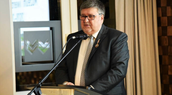 Dyrektor Muzeum Twierdzy Kostrzyn, Ryszard Skałba, zasłużony dla kultury polskiej Dyrektor Muzeum Twierdzy Kostrzyn zasłużony dla kultury polskiej