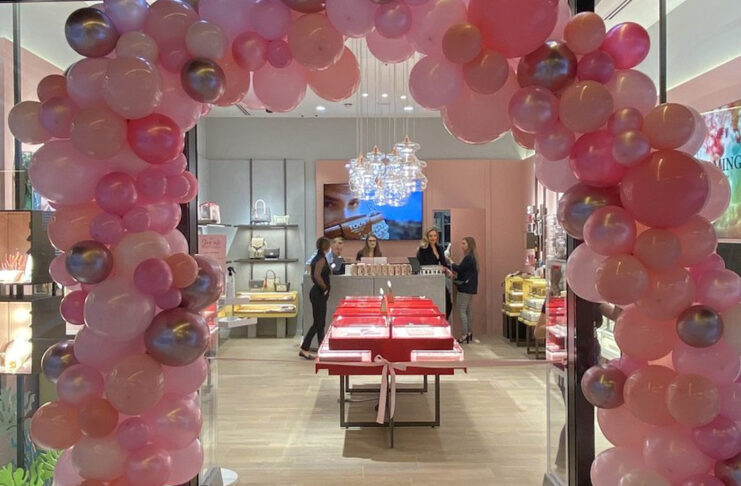 Salon Tous w Zielonej Górze, okładka