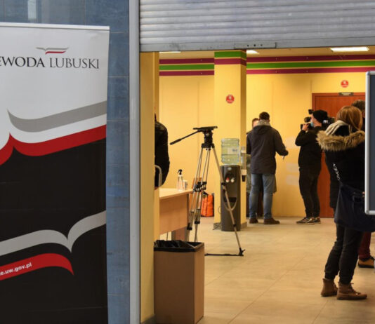 Punkty informacyjne dla uchodźców z Ukrainy w Gorzowie i Zielonej Górze Punkt informacyjny dla uchodźców z Ukrainy