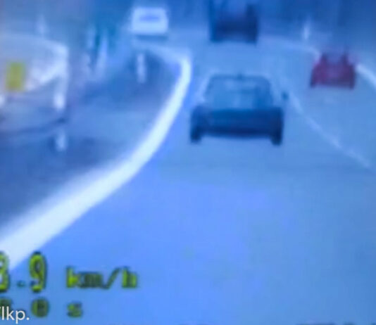223 km/h po S3! Kierowca chciał przepalić EGR. Czyszczenie w warsztacie wyszłoby taniej! Pomiar prędkości na S3