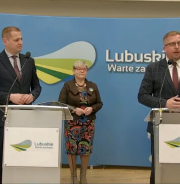 Lubuskie zabytki otrzymają 1,3 mln zł wsparcia na remonty i renowację Koferencja prasowa w UMWL