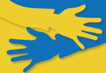 Flaga Ukrainy ze splecionymi rękoma