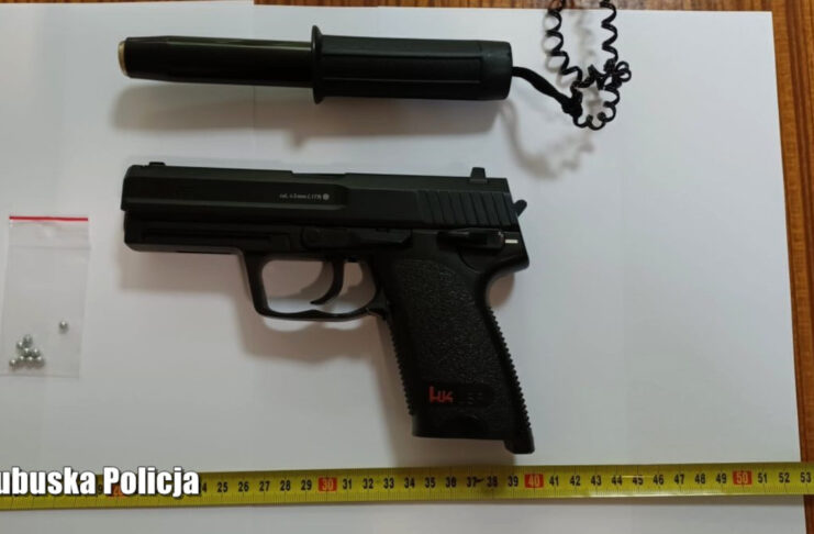Strzelał z pistoletu na kulki metalowe do pracowników firmy przeprowadzkowej. 24-latek z Gubina z zarzutami Pistolet na kulki metalowe