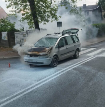 Pożar samochodu w Gubinie Pożar samochodu w Gubinie