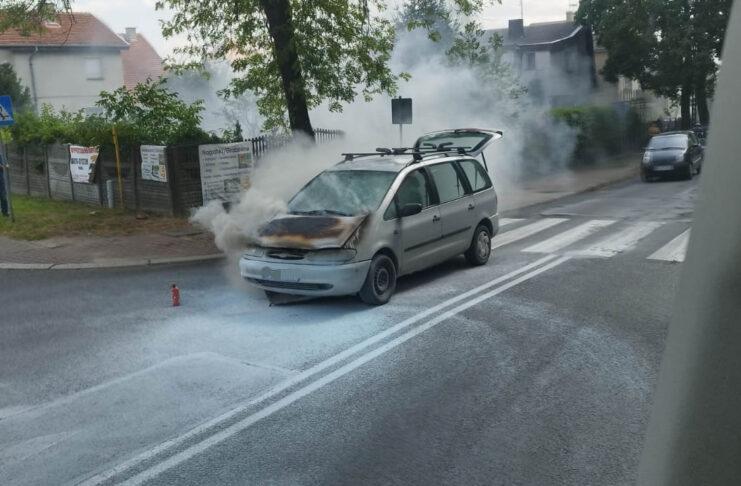 Pożar samochodu w Gubinie