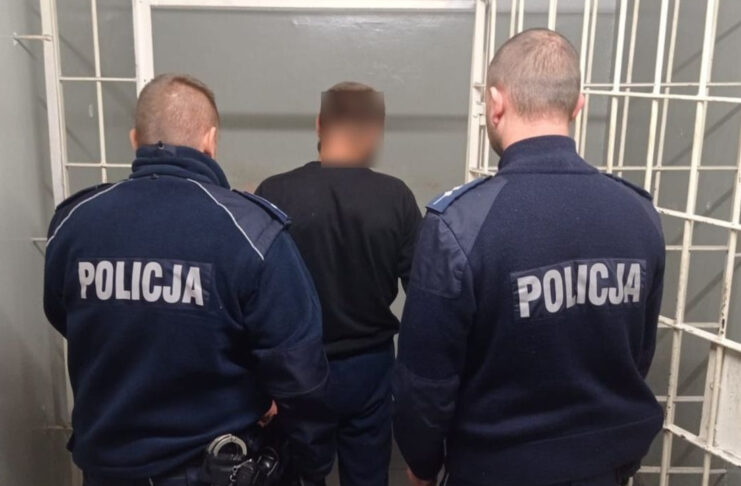 Włamał się na plebanię i zasnął. Obudzili go policjanci Zatrzymany włamywacz