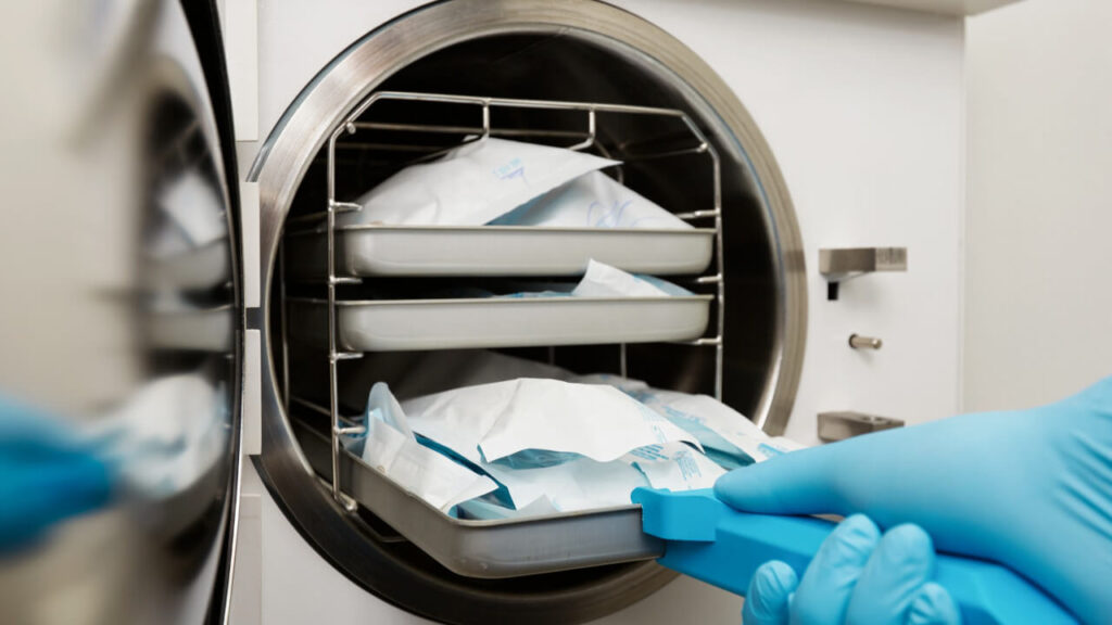 Do czego służą torebki do sterylizacji i jak ich używać? Sprawdzamy