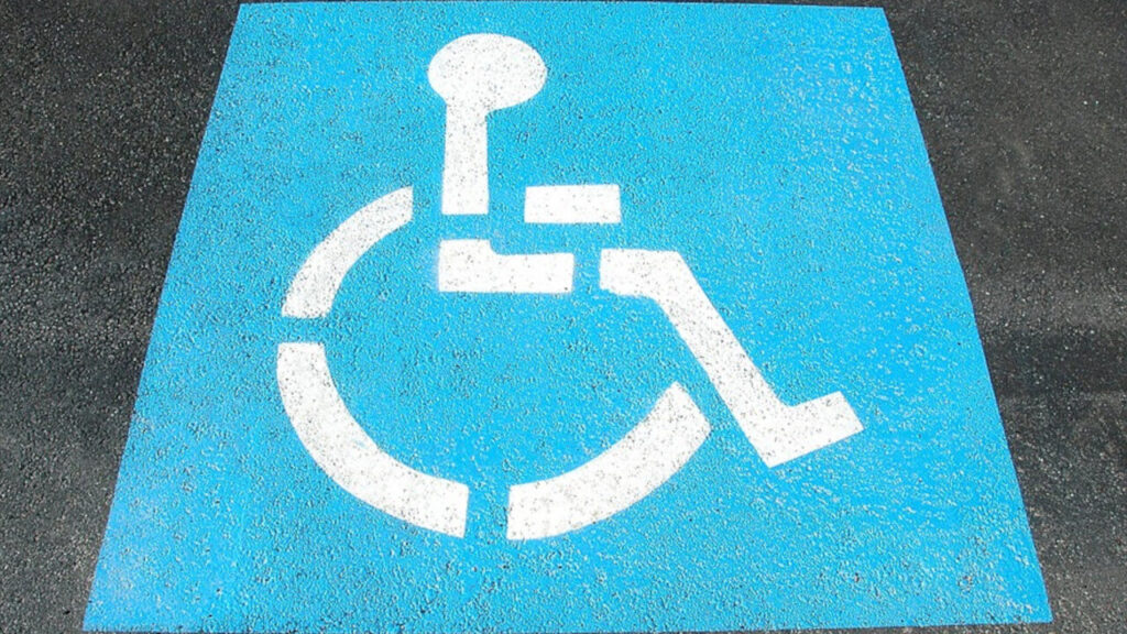 Poprawa dostępności usług publicznych dla osób niepełnosprawnych w Gubinie dzięki grantowi