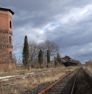 Linia kolejowa 275 i dworzec PKP w Lubsku
