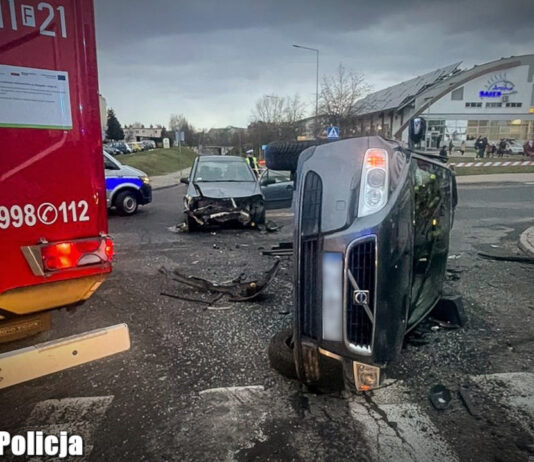 Wypadek w Żaganiu na skrzyżowaniu Kochanowskiego i Bema