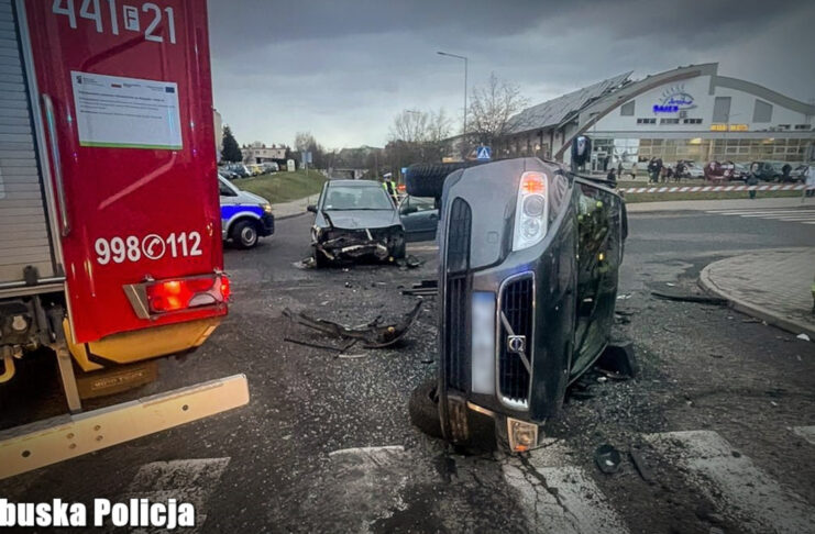 Wypadek w Żaganiu na skrzyżowaniu Kochanowskiego i Bema