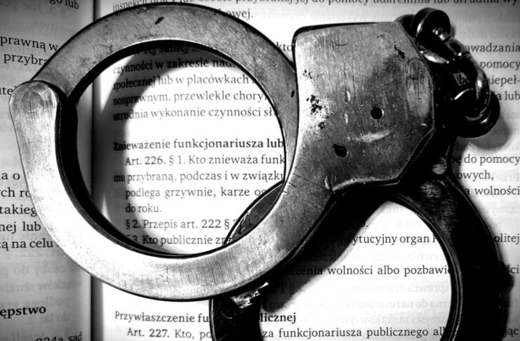 Znieważenie funkcjonariusza