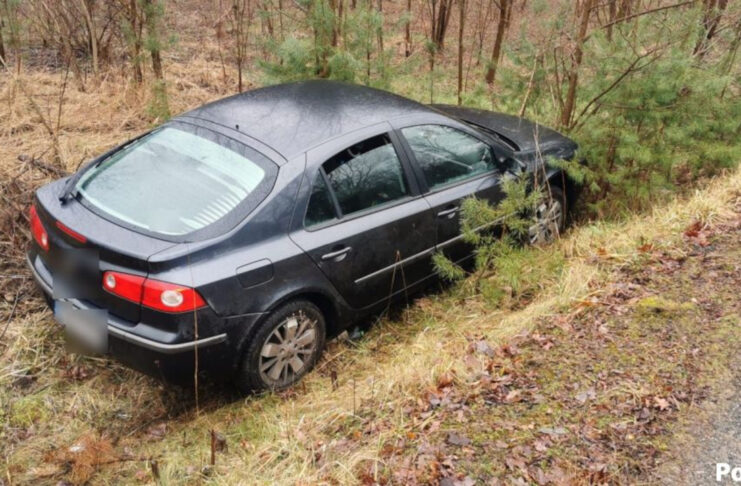 Kierowca nie zatrzymał się do kontroli – za kierownicą 15-latek a na siedzeniu pasażera jego młodszy kolega Kierowca nie zatrzymał się do kontroli - za kierownicą 15-latek