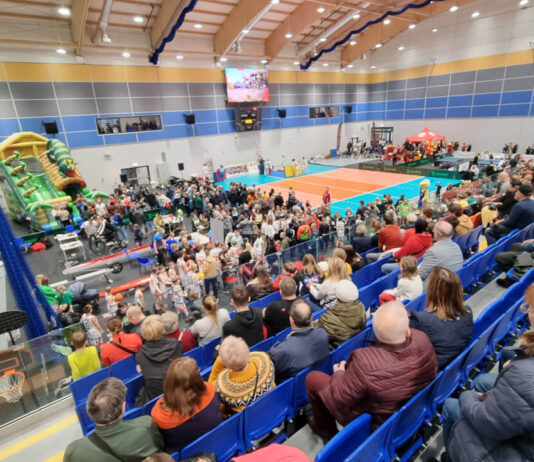 Hala widowiskowo-sportowa w Nowej Soli