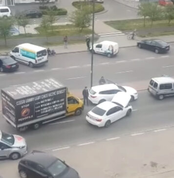 Kierowca furgonetki Fundacji Pro – Prawo do Życia skazany przez Sąd w Gorzowie Wlkp. Furgonetka Fundacji Pro - Prawo do Życia zablokowana przez kierowców w Warszawie