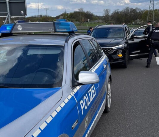 Świecko: trzy poszukiwane pojazdy zatrzymane przez SG Poszukiwane pojazdy zatrzymane przez SG