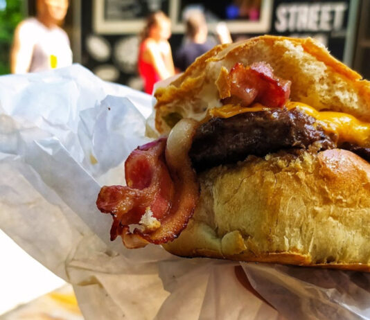 Wiosenny zlot food trucków w Żarach Zlot food trucków w Żarach