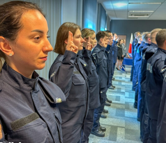 Ślubowali na sztandar - nowi policjanci zasilili szeregi Lubuskiej Policji