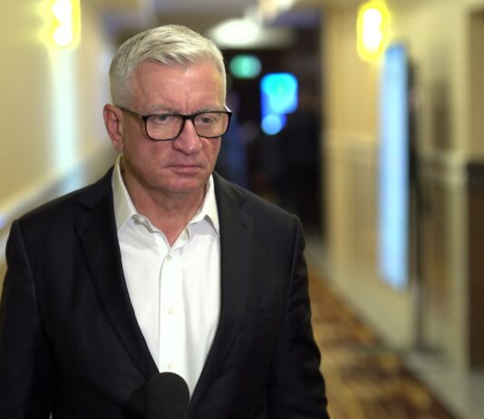 Samorządy na coraz większym minusie. Pogrąża je m.in. duża niestabilność regulacyjna i rosnąca liczba zadań Jacek Jaśkowiak, Prezydent Poznania