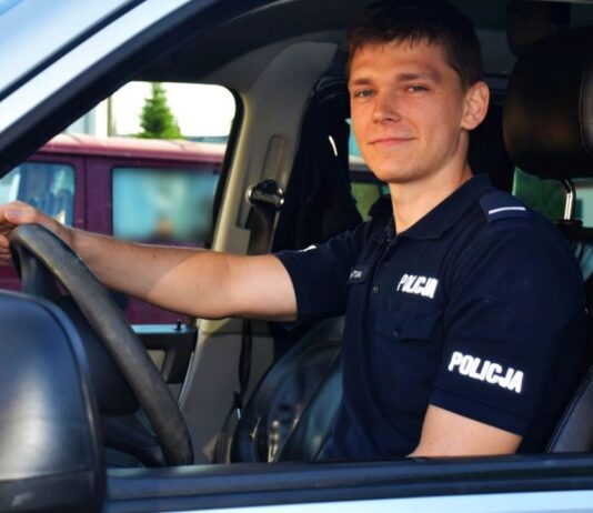 Policjanci po służbie, zatrzymali poszukiwanego oraz sprawcę kradzieży