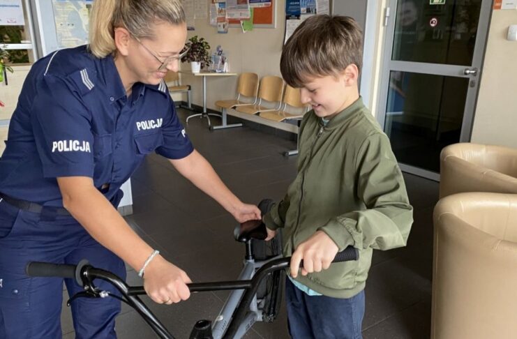 Słubicka policja odzyskała skradziony rower. Chłopiec zostawił go przed sklepem na chwilę