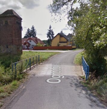 Most nad Czernicą, ul. Ogrodowa w Iłowej