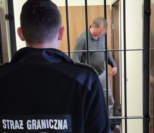 SG: Zatrzymania trzech poszukiwanych SG: Zatrzymania trzech poszukiwanych