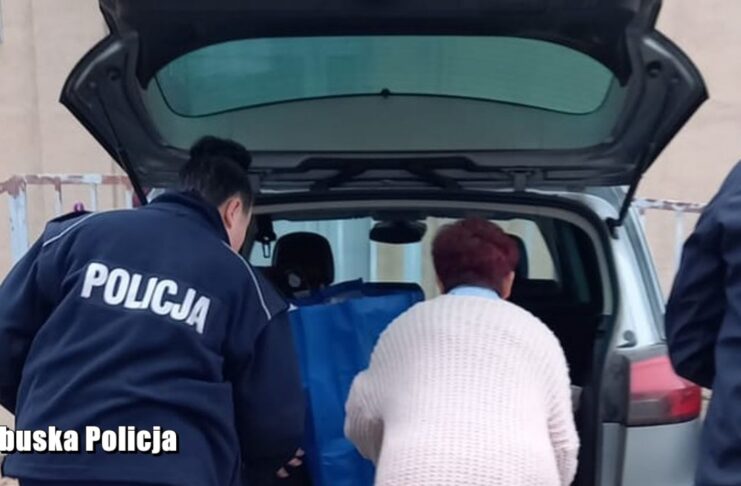 Policjanci zorganizowali zbiórkę dla pogorzelców z Biecza