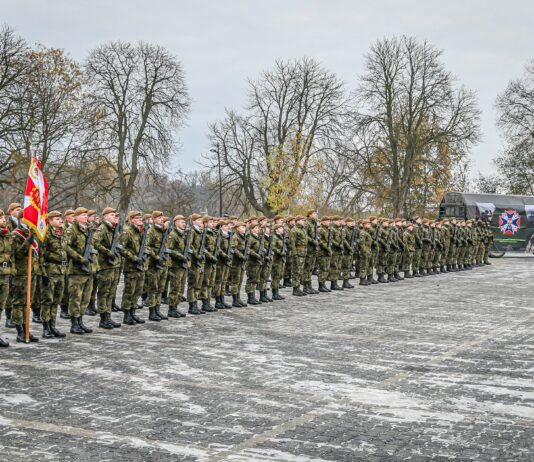 Przysięga wojskowa w Nowej Soli
